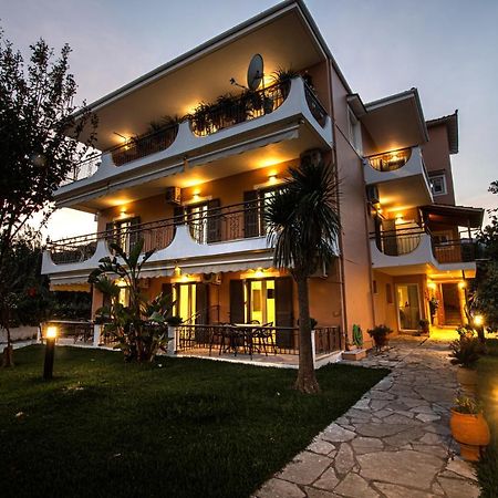 Sunny Garden Otel Nydri  Dış mekan fotoğraf